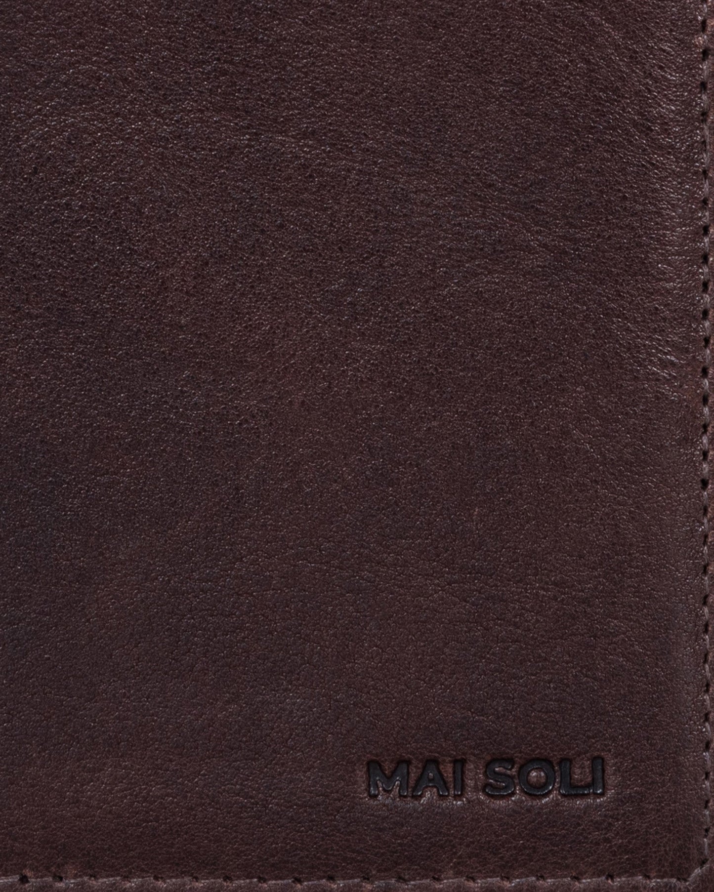 Explorer Travel Wallet - Chestnut Brown