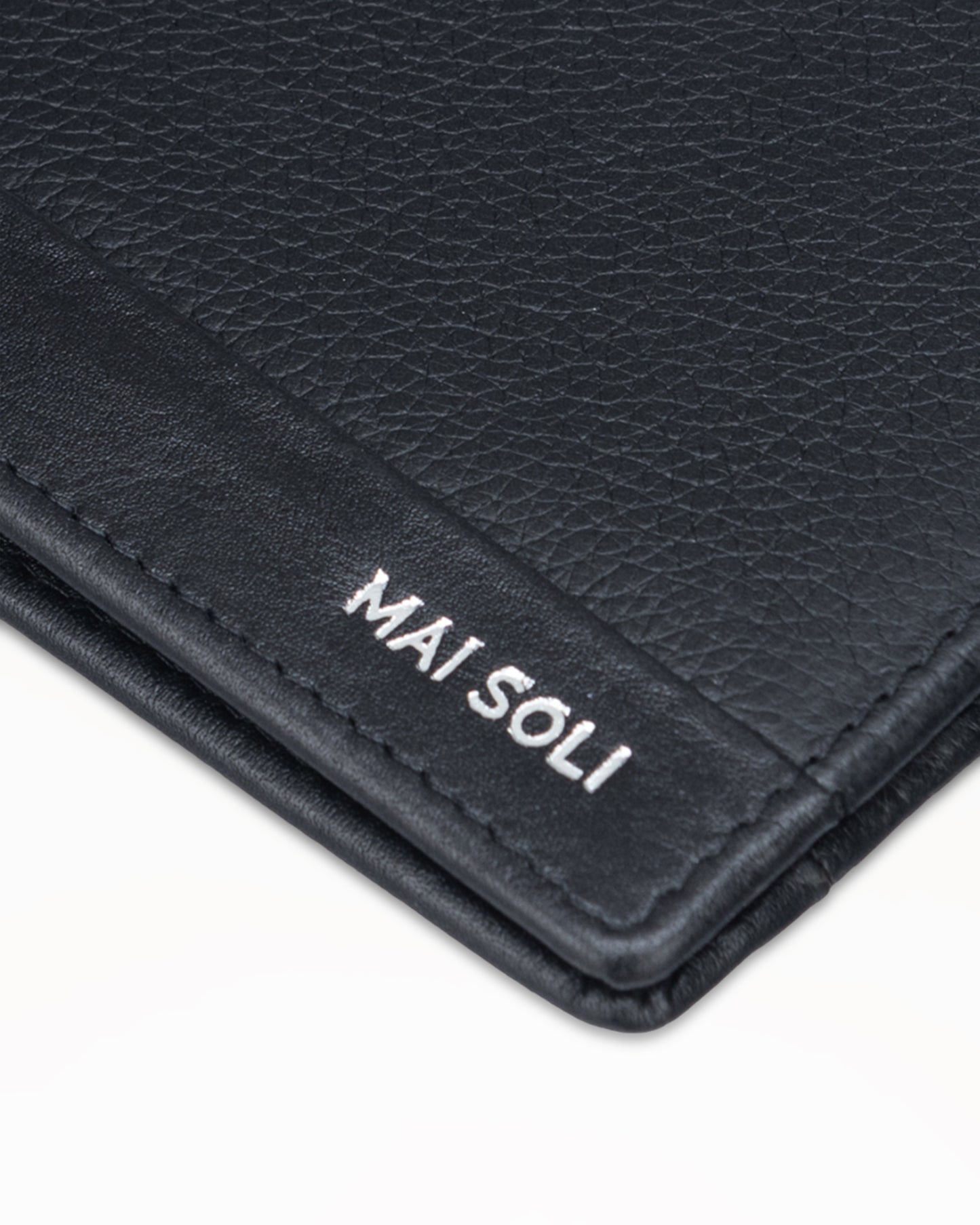 Pilot Bi-fold Leather Men's Wallet with Classy Gift Box & 8 Credit Card Holder- Black