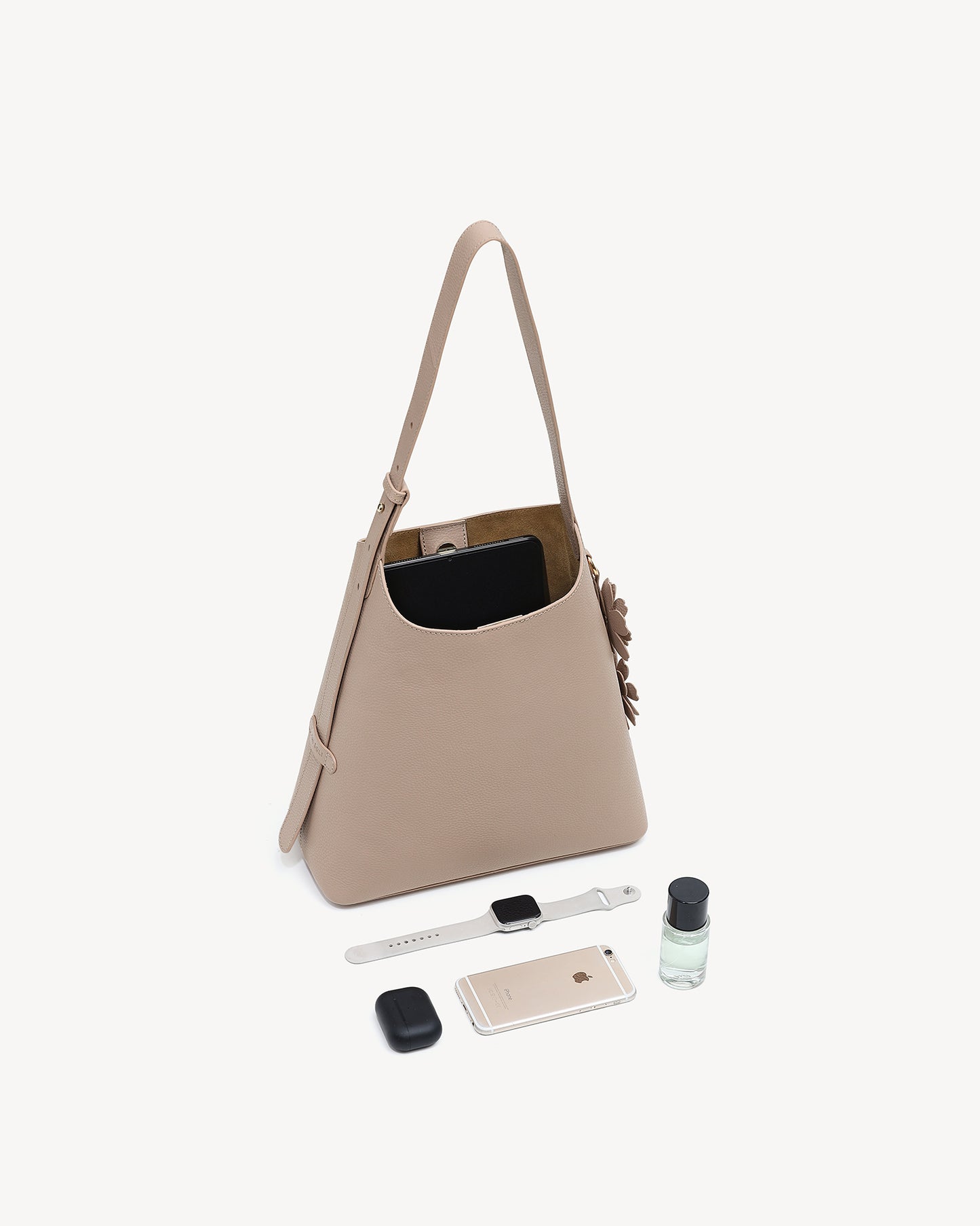 Daphne Bucket Tote Bag (Small) - Nude