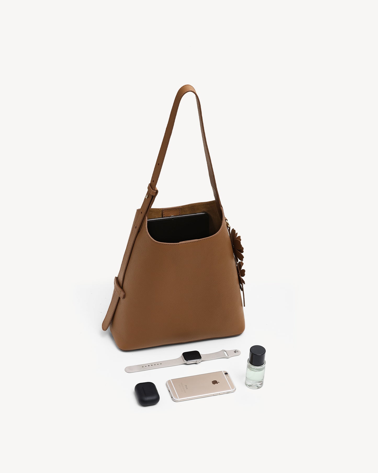 Daphne Bucket Tote Bag (Small) - Tobacco