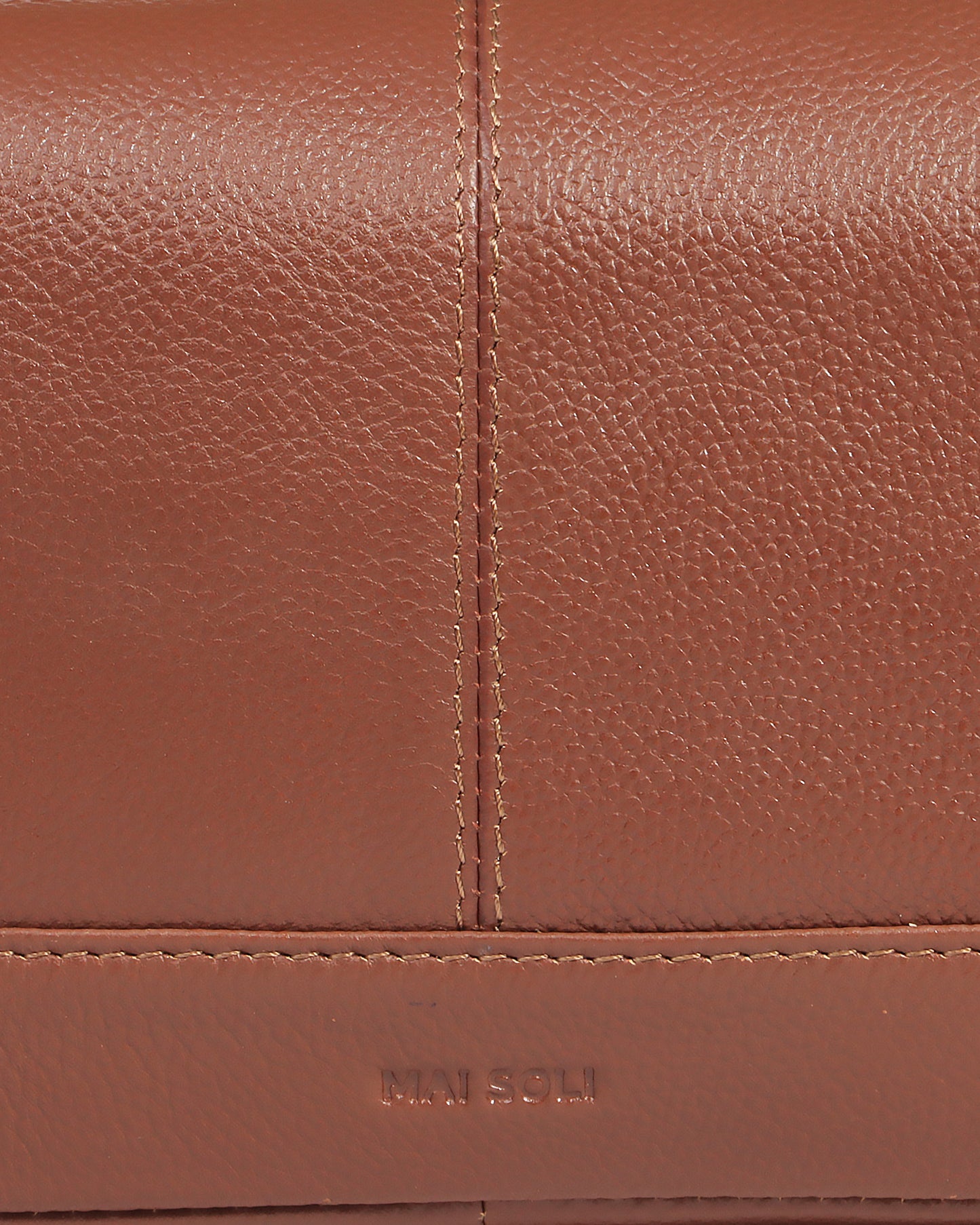 Journey Medium Toiletry Bag - Tan