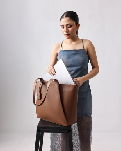 Clover Oversized Tote Bag - Nude