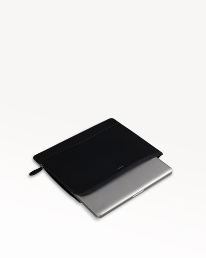 Metro - Slim Laptop Sleeve and Document Holder - Black