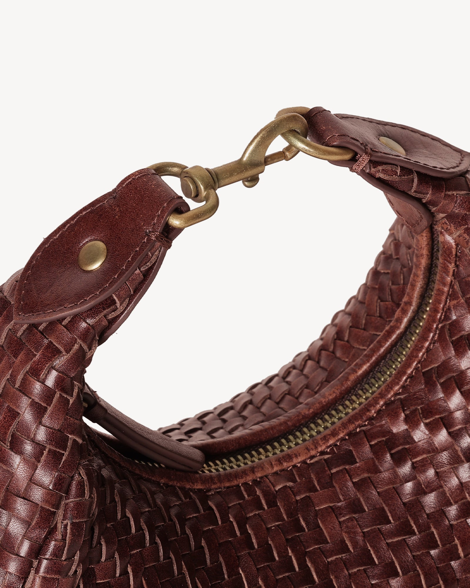 Dew Woven Handbag - Chestnut Brown – Mai Soli