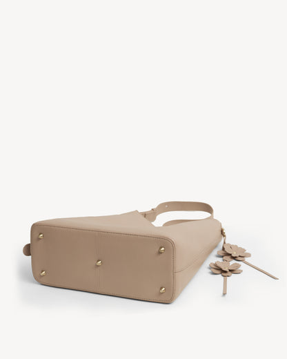 Daphne Large Bucket Tote -Nude