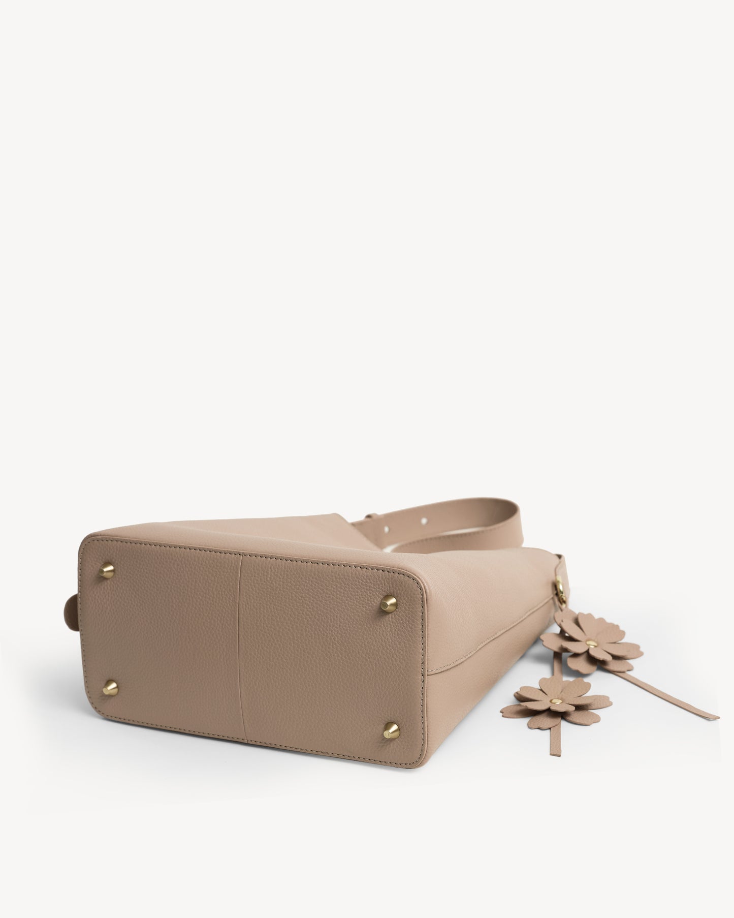 Daphne Bucket Tote Bag - Nude