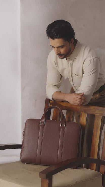 Monograph Briefcase 16" - Black